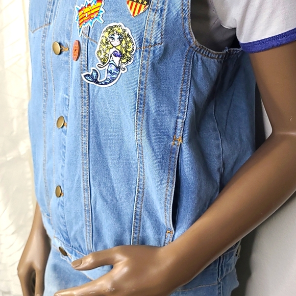 Denim Vest Size Small Light Blue Eclectic FRIENDS Fan Lobster Mermaid Fun Unique - Picture 4 of 9